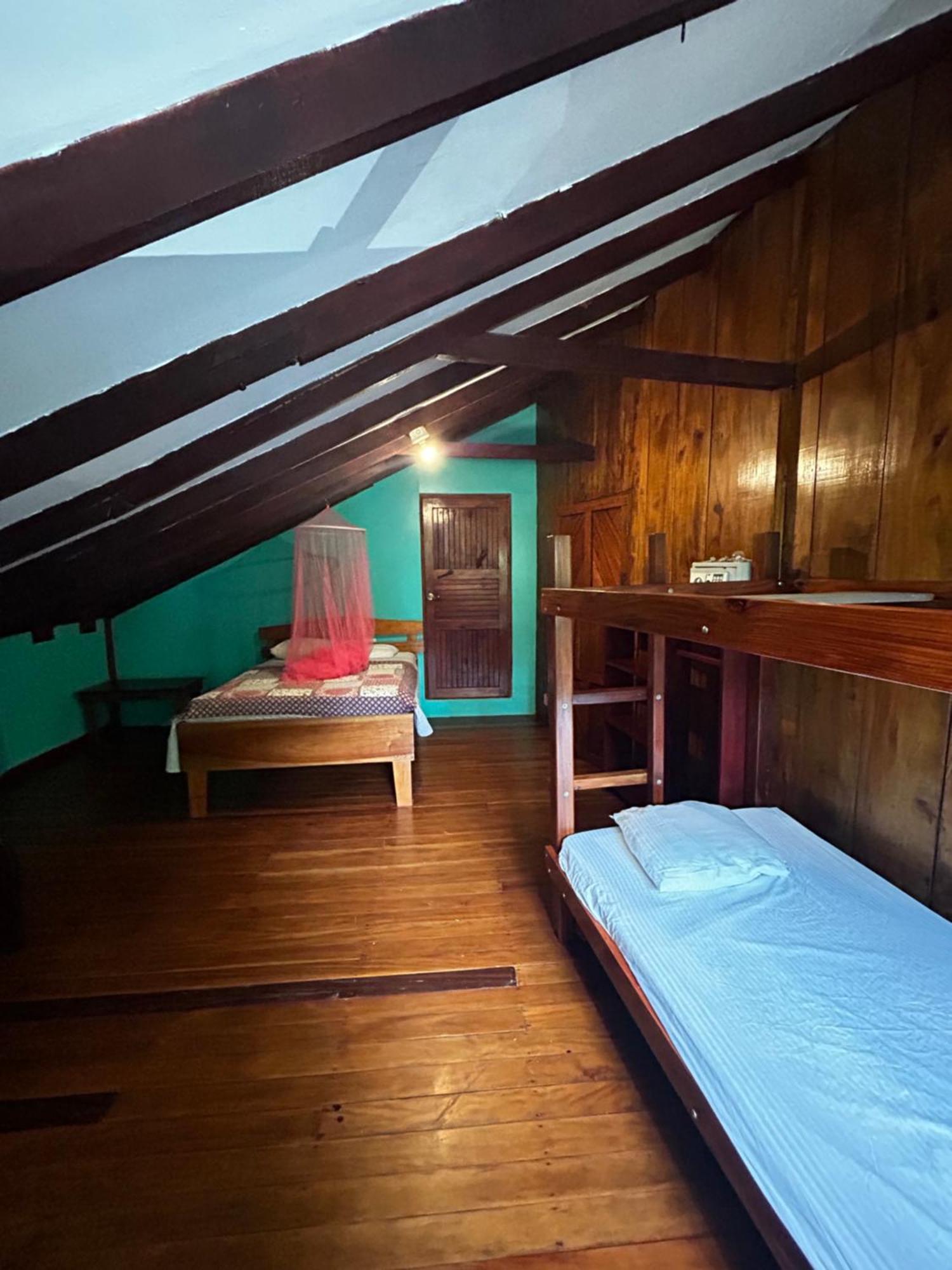Nativos Corcovado Cabins Drakes Bay Esterno foto